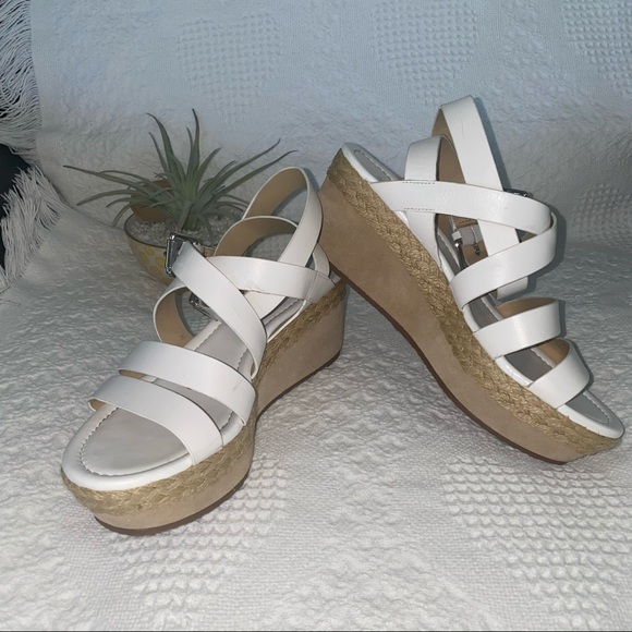 MICHAEL KORS White Leather Strap Wedges size 6.5 - Picture 2 of 6